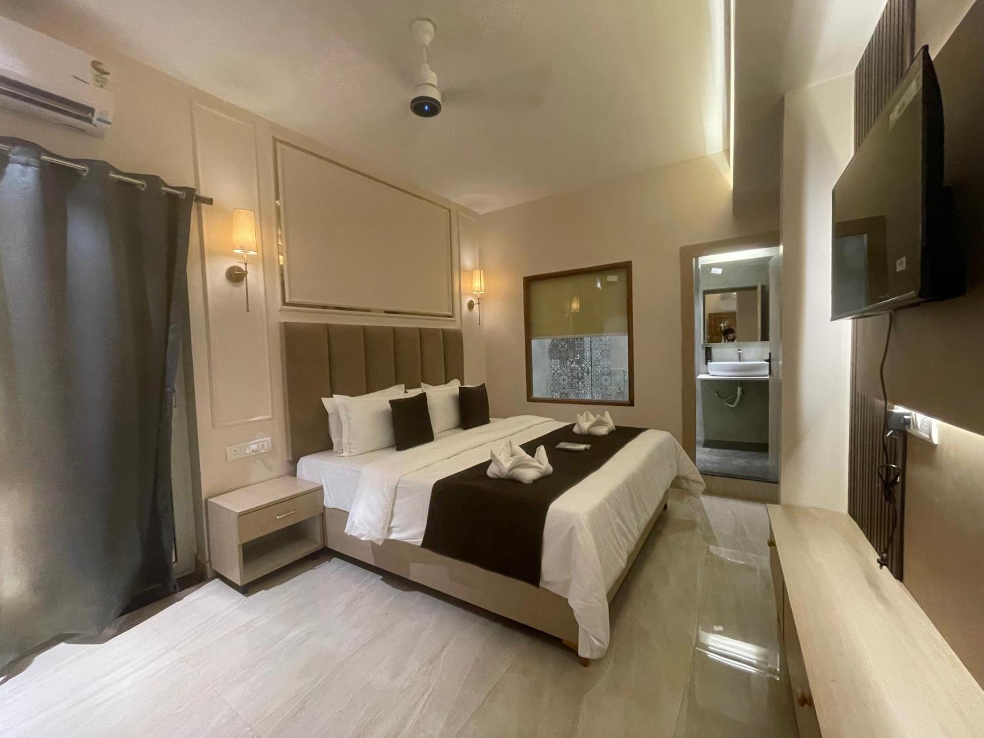 Royal Casa Baga Hotel Exterior photo